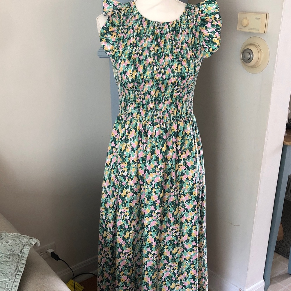 MELLODAY Green Floral Smocked Maxi Dress with Pink and Cream Accents